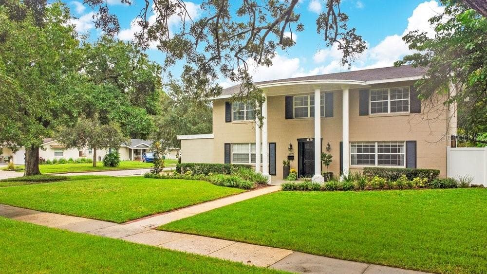 Single Family Residence at 2572 FIFESHIRE DR, WINTER PARK, photo 37 of 47