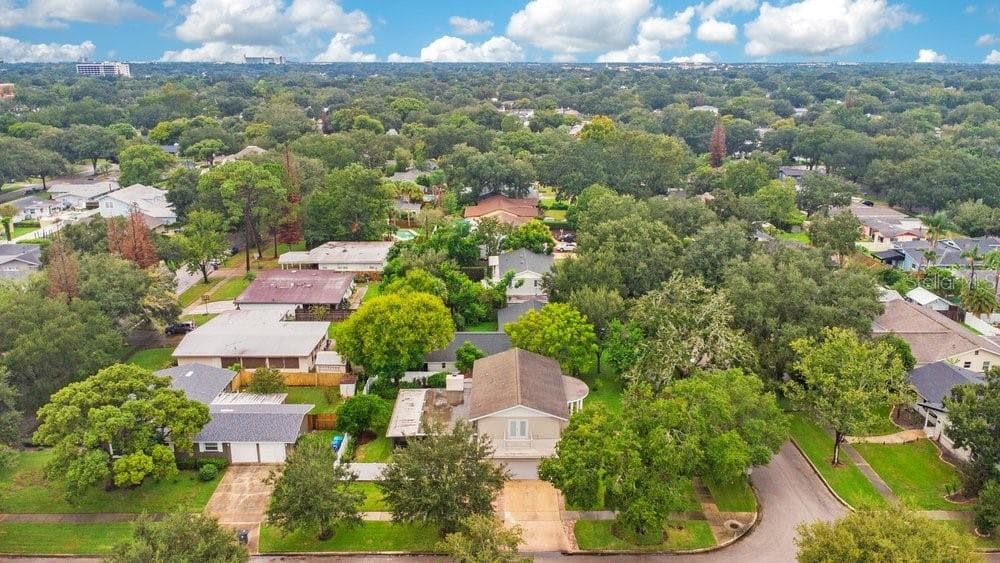 Single Family Residence at 2572 FIFESHIRE DR, WINTER PARK, photo 41 of 47