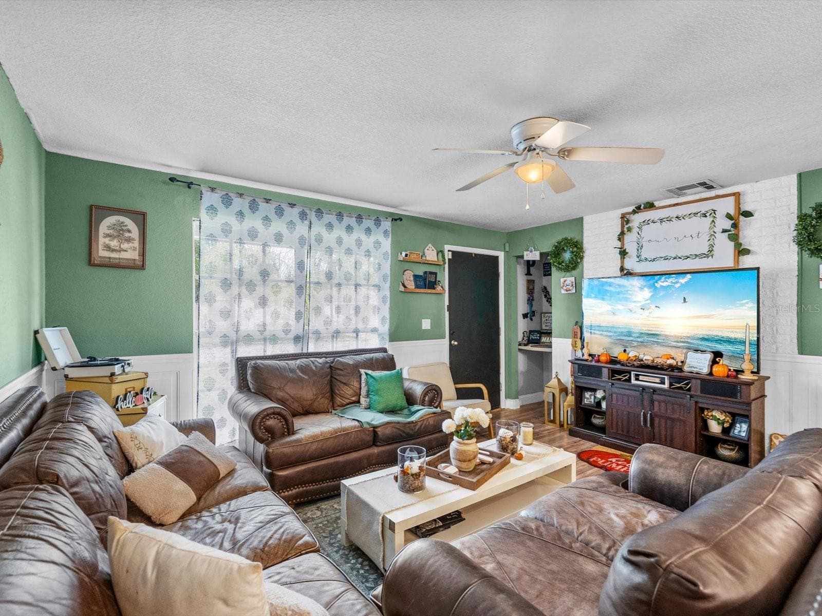 Single Family Residence at 3220 LENWOOD DR, NEW PORT RICHEY, photo 10 of 39