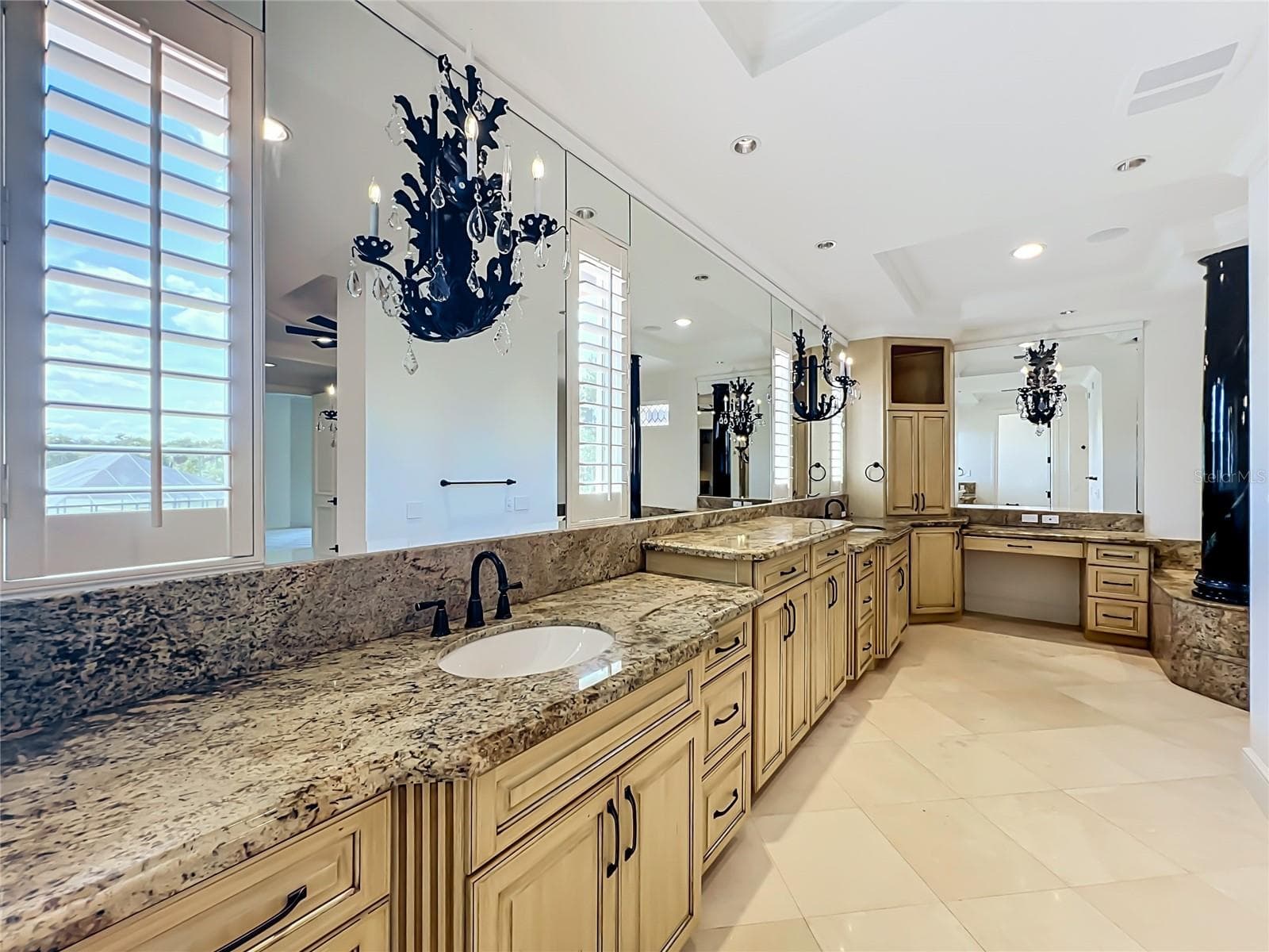 primary suite - 2405 ALAQUA DR, LONGWOOD