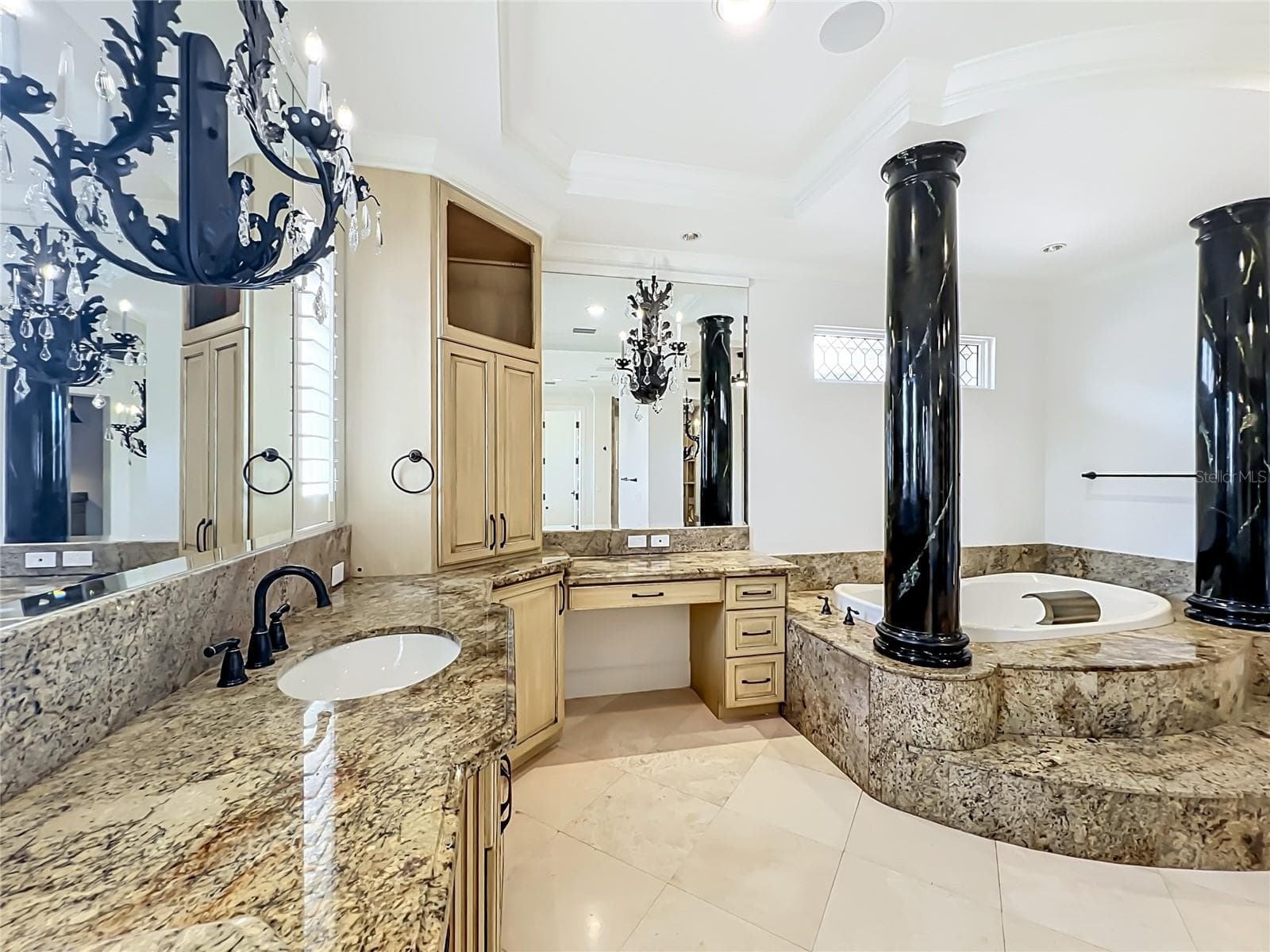 primary suite - 2405 ALAQUA DR, LONGWOOD