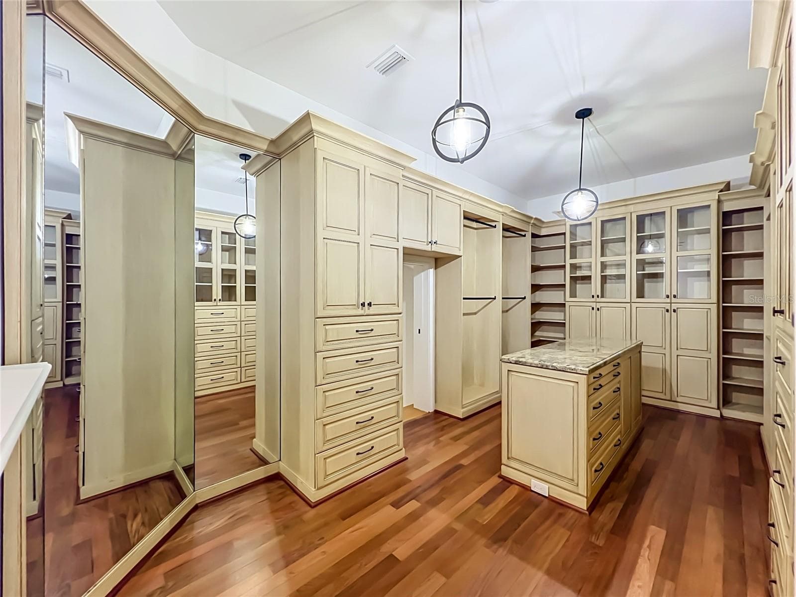 primary suite - 2405 ALAQUA DR, LONGWOOD
