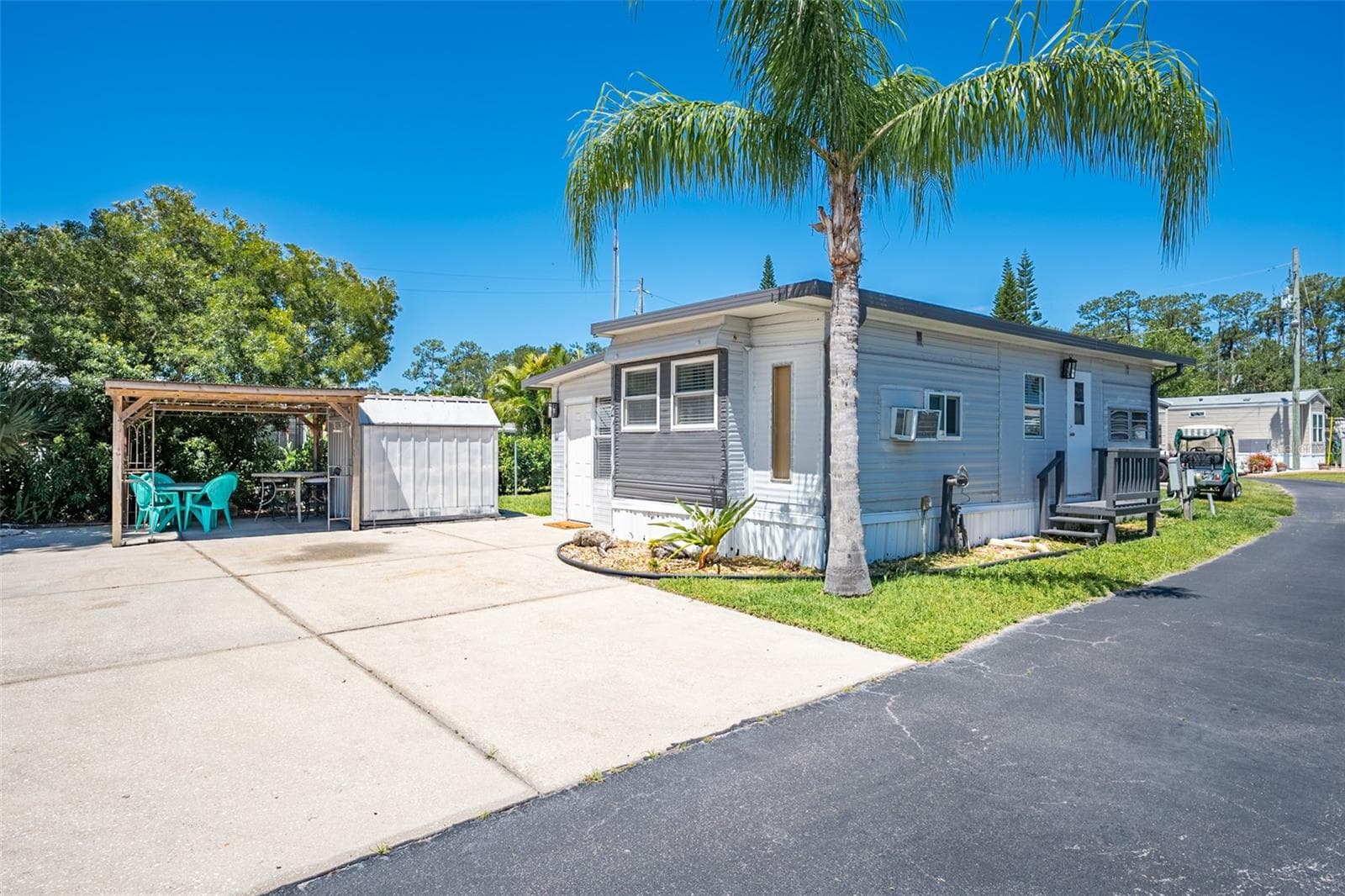 Manufactured Home at 1379 MAINSAIL LN, ST CLOUD