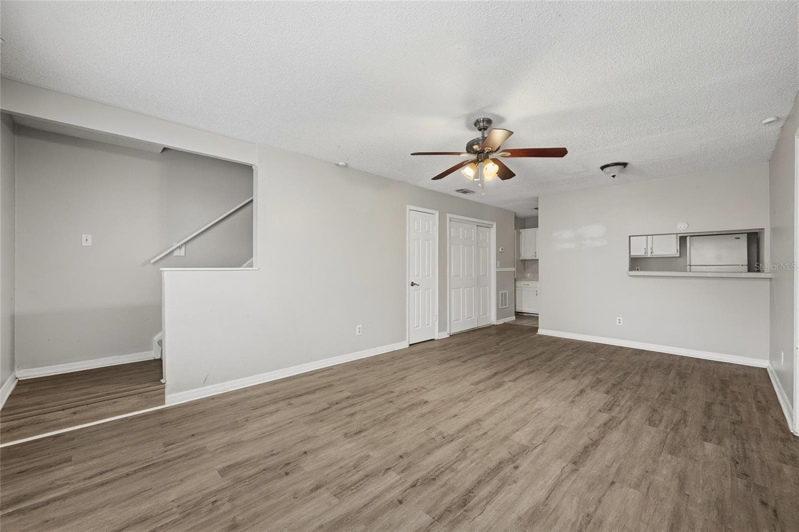 Townhouse at 510 YELLOWWOOD CT, ALTAMONTE SPRINGS, photo 4 of 23
