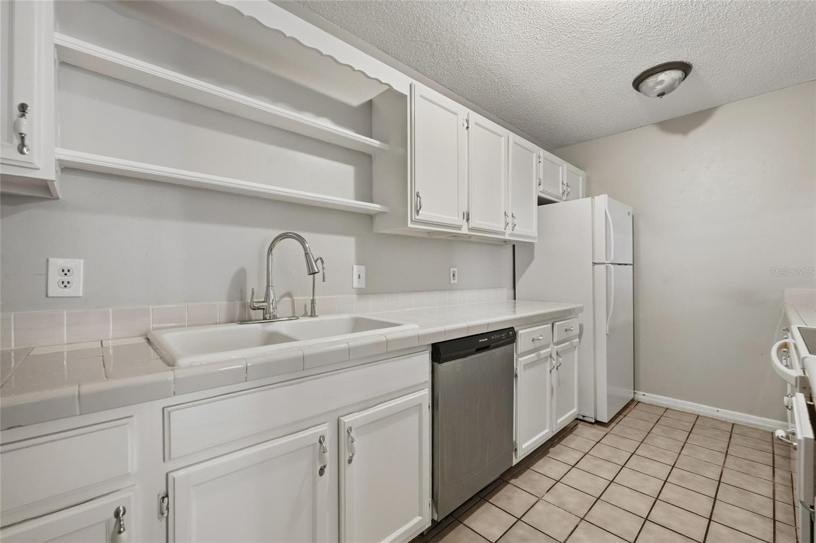 Townhouse at 510 YELLOWWOOD CT, ALTAMONTE SPRINGS, photo 12 of 23
