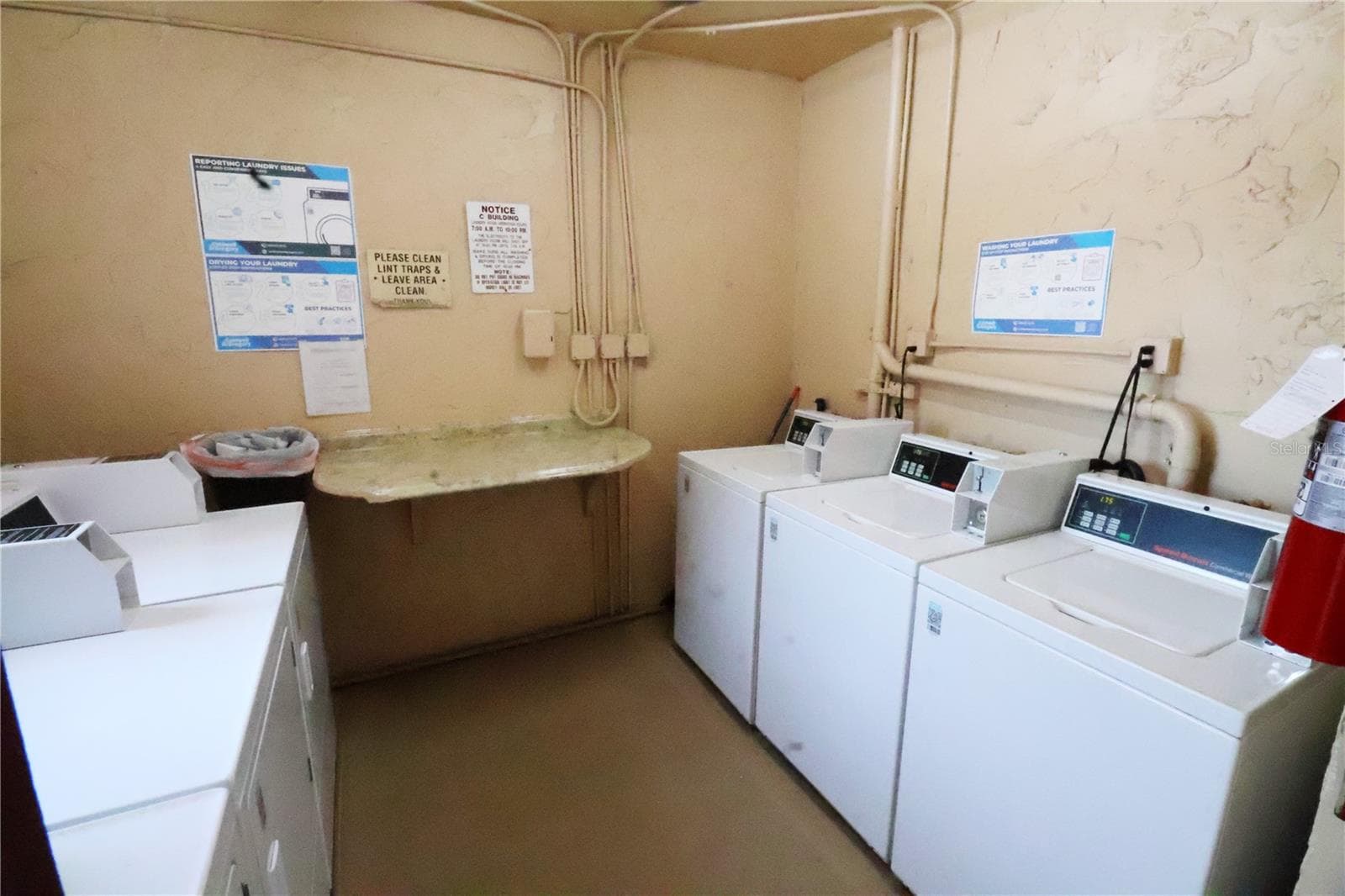 Laundry Facility - 4206 HERON WAY #B305, BRADENTON