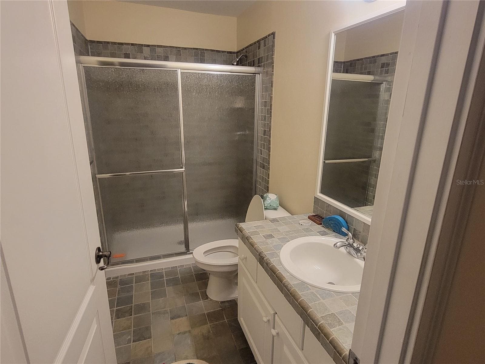 Bathroom #2 - 206 FEARON AVE, MOUNT DORA