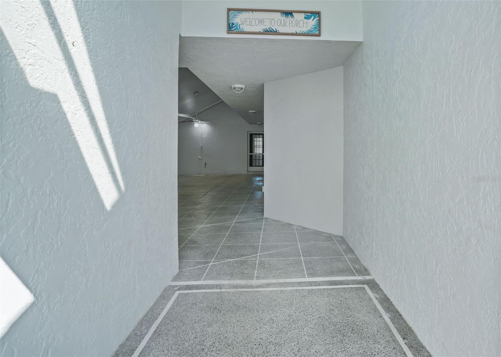 Painted Concrete Walkway - 17681 SE 115TH CT, SUMMERFIELD