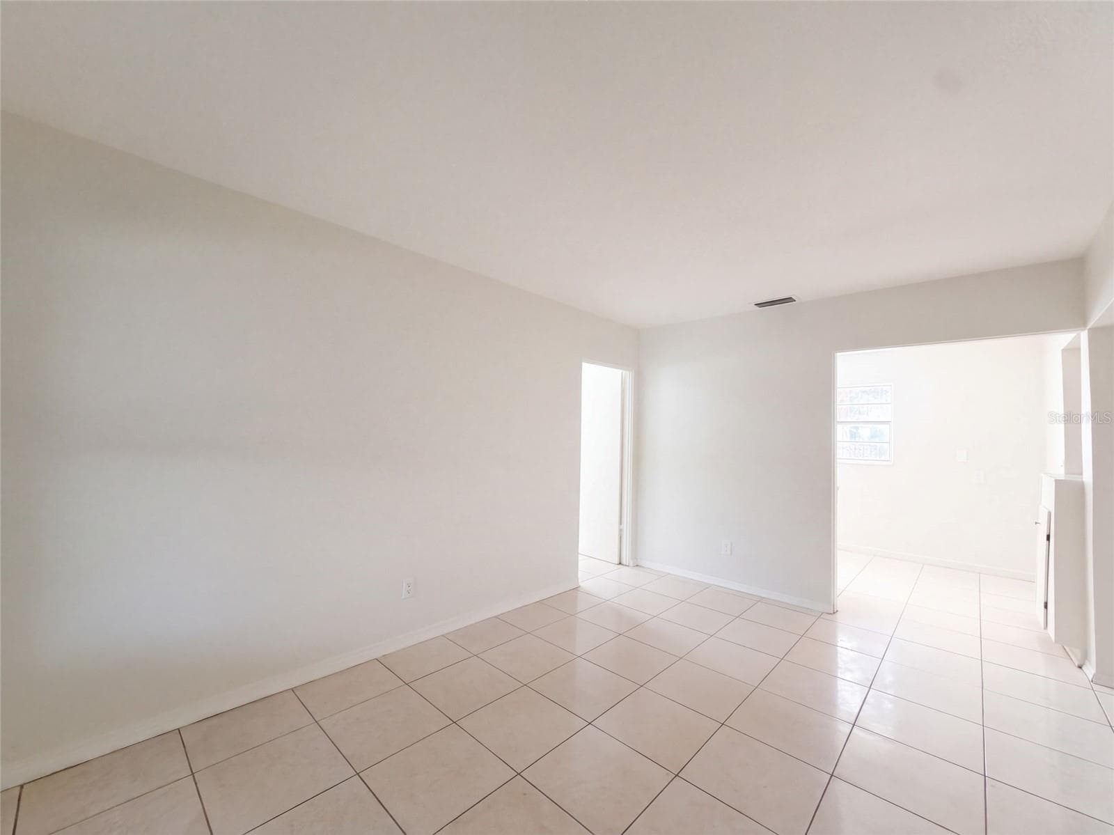 Single Family Residence at 7916 ENDIVE AVE, TAMPA, photo 6 of 21