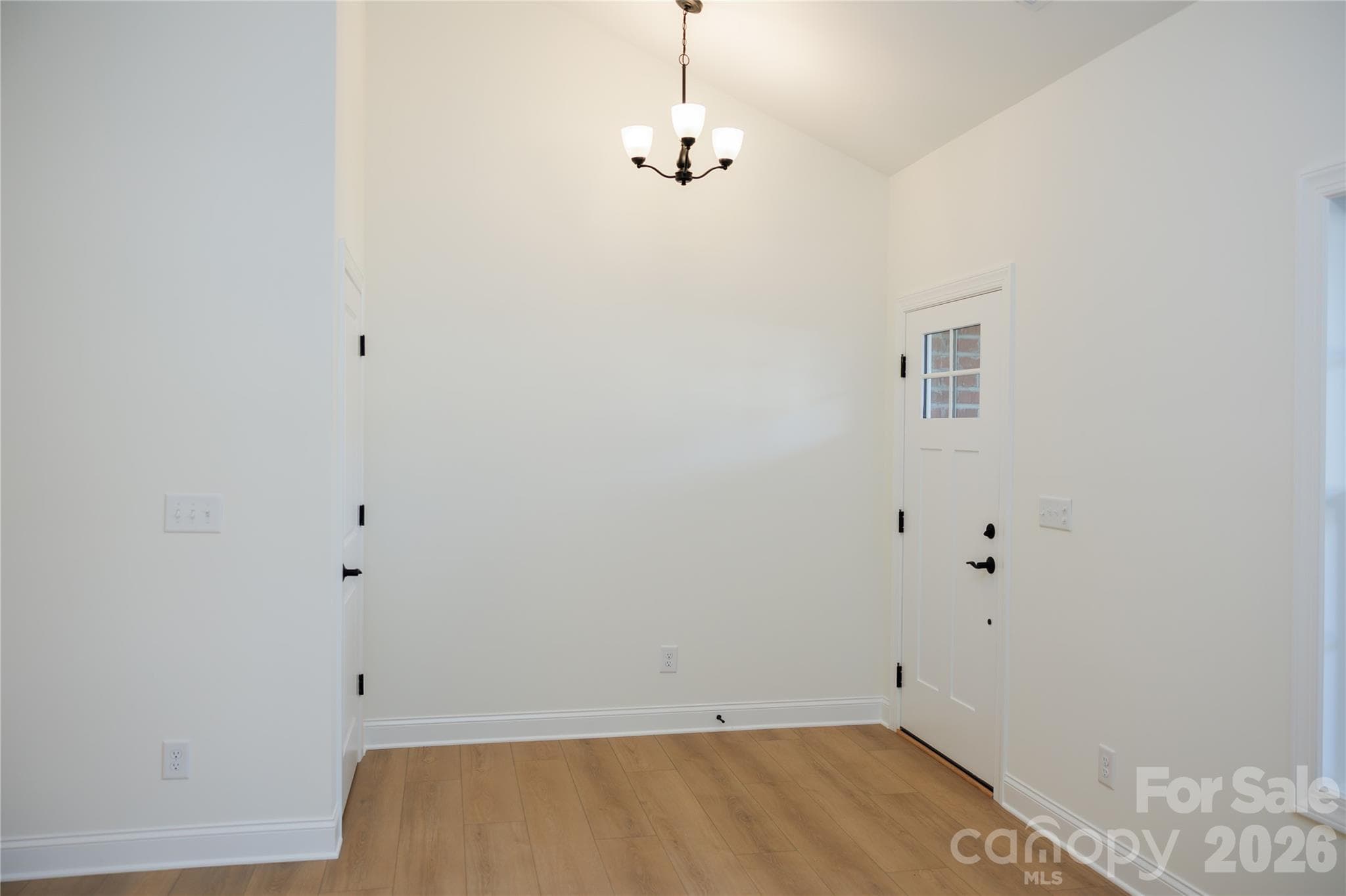 Front Door & Entryway - 107 Abbington Lane, Shelby