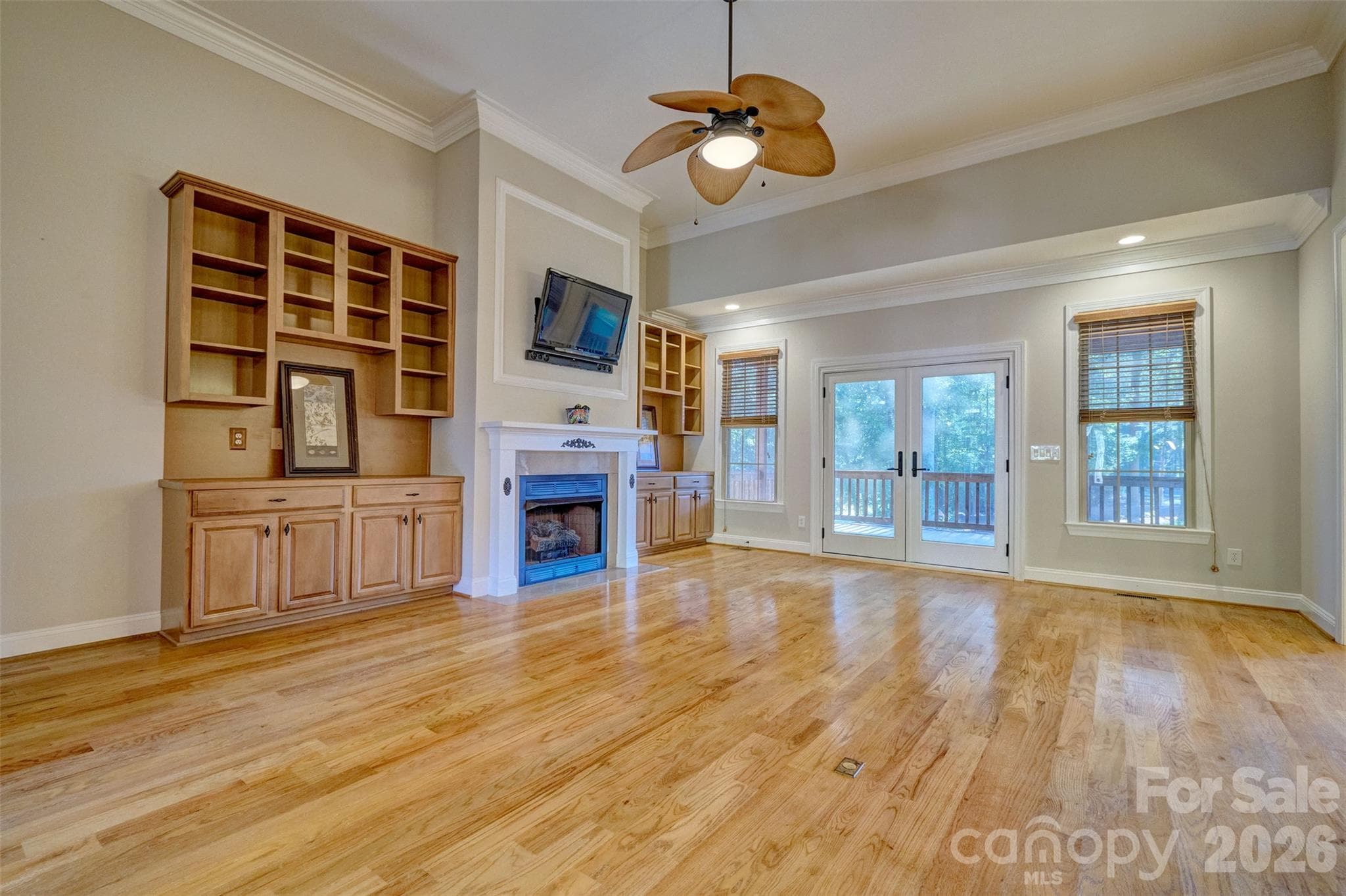 Single Family Residence at 225 Highland Forest Drive, Lake Wylie, photo 5 of 48