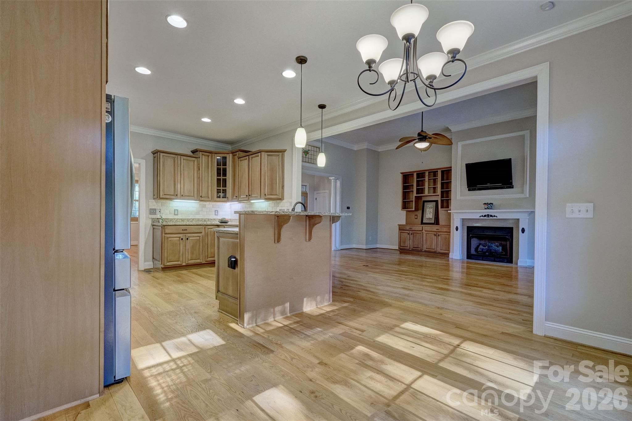 Single Family Residence at 225 Highland Forest Drive, Lake Wylie, photo 14 of 48