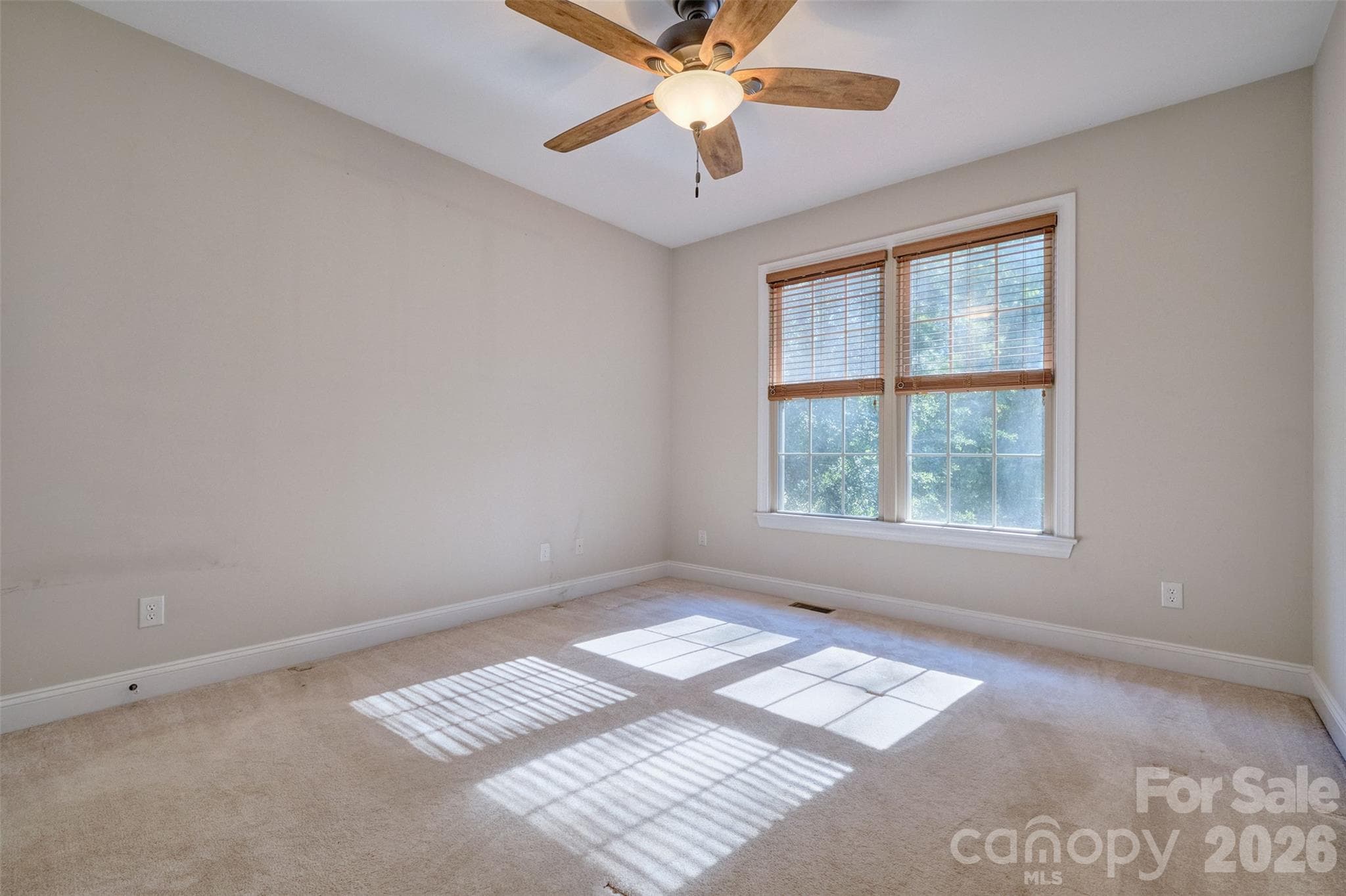 Single Family Residence at 225 Highland Forest Drive, Lake Wylie, photo 31 of 48