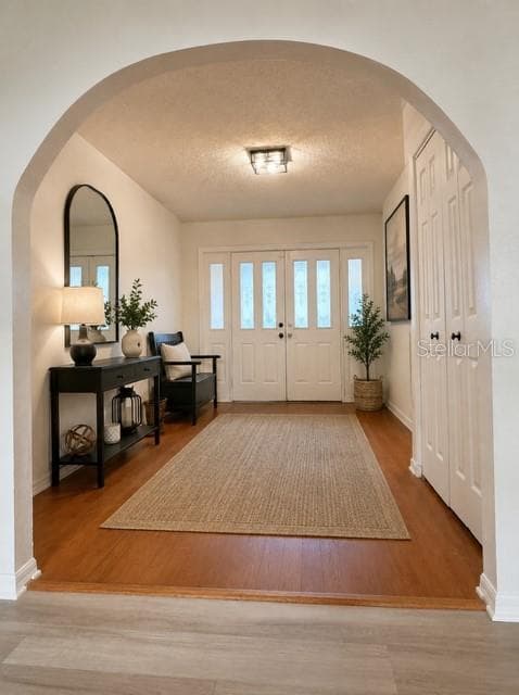 Entry - 40145 W 7TH AVE, UMATILLA