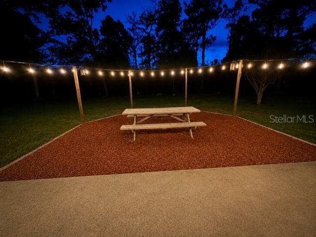 Back patio/yard - 40145 W 7TH AVE, UMATILLA
