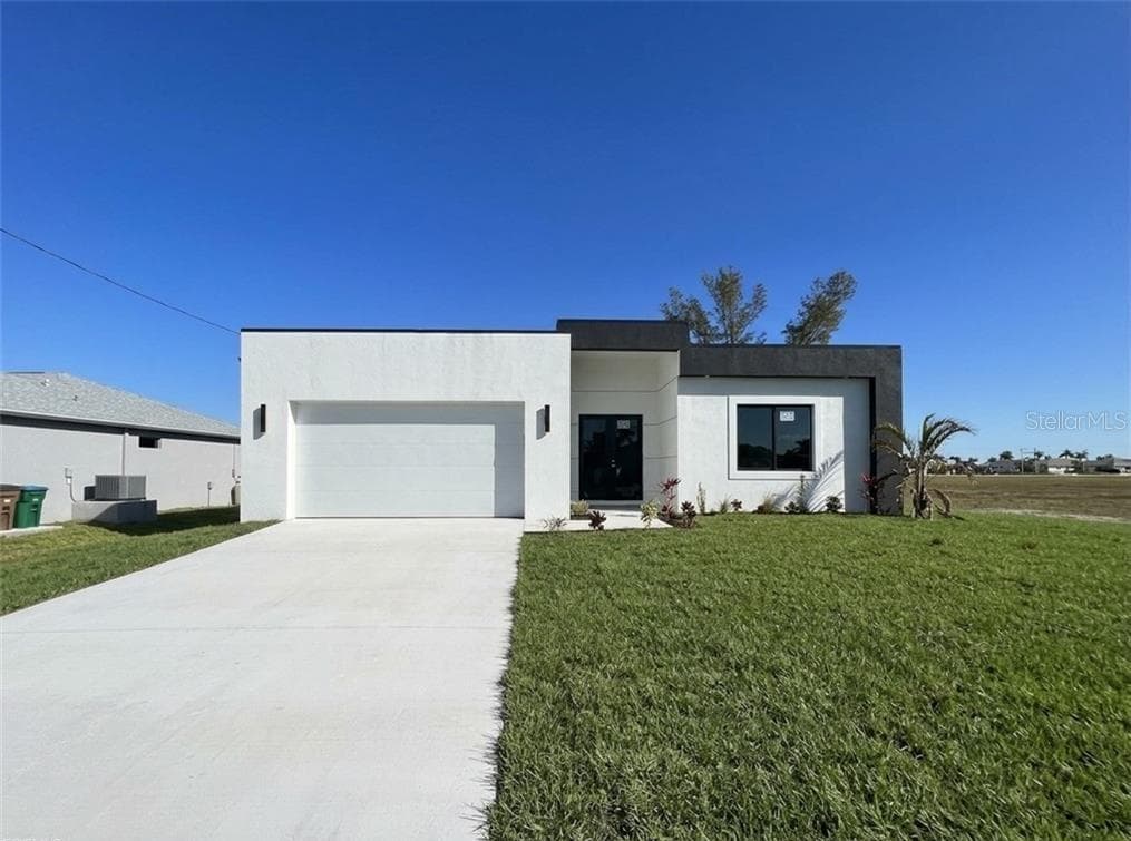 2113 NW 41ST AVE