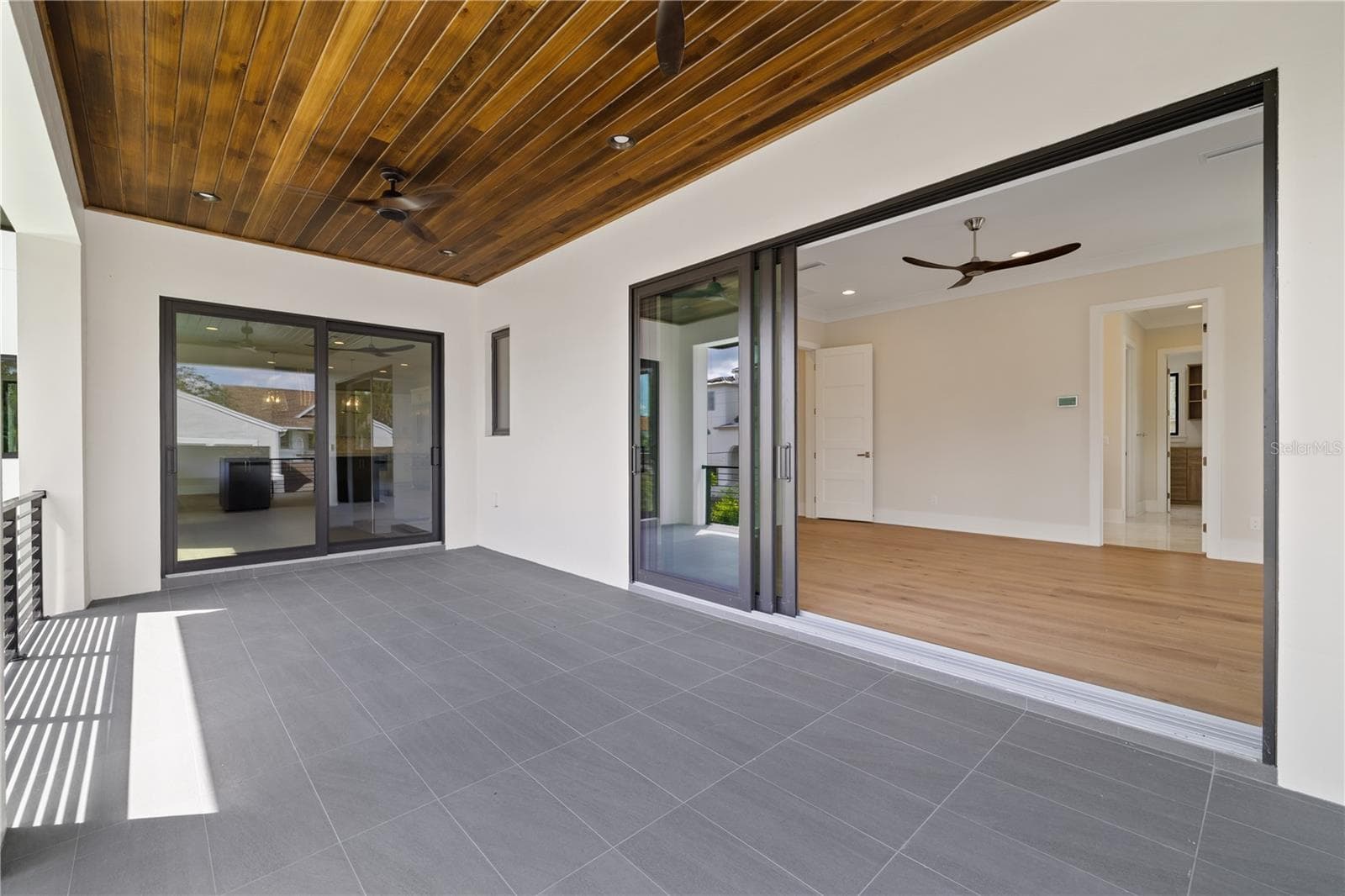 Single Family Residence at 4902 W SAN NICHOLAS ST, TAMPA, photo 24 of 80