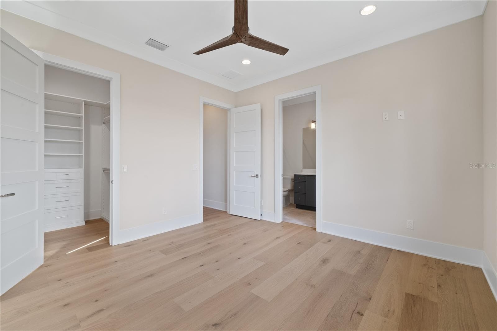 Single Family Residence at 4902 W SAN NICHOLAS ST, TAMPA, photo 56 of 80