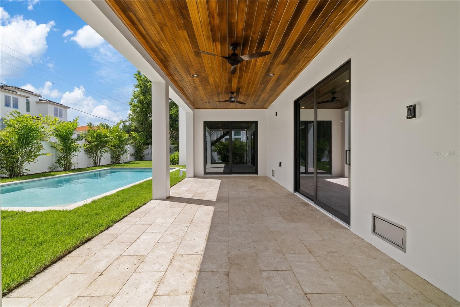 Single Family Residence at 4902 W SAN NICHOLAS ST, TAMPA, photo 68 of 80