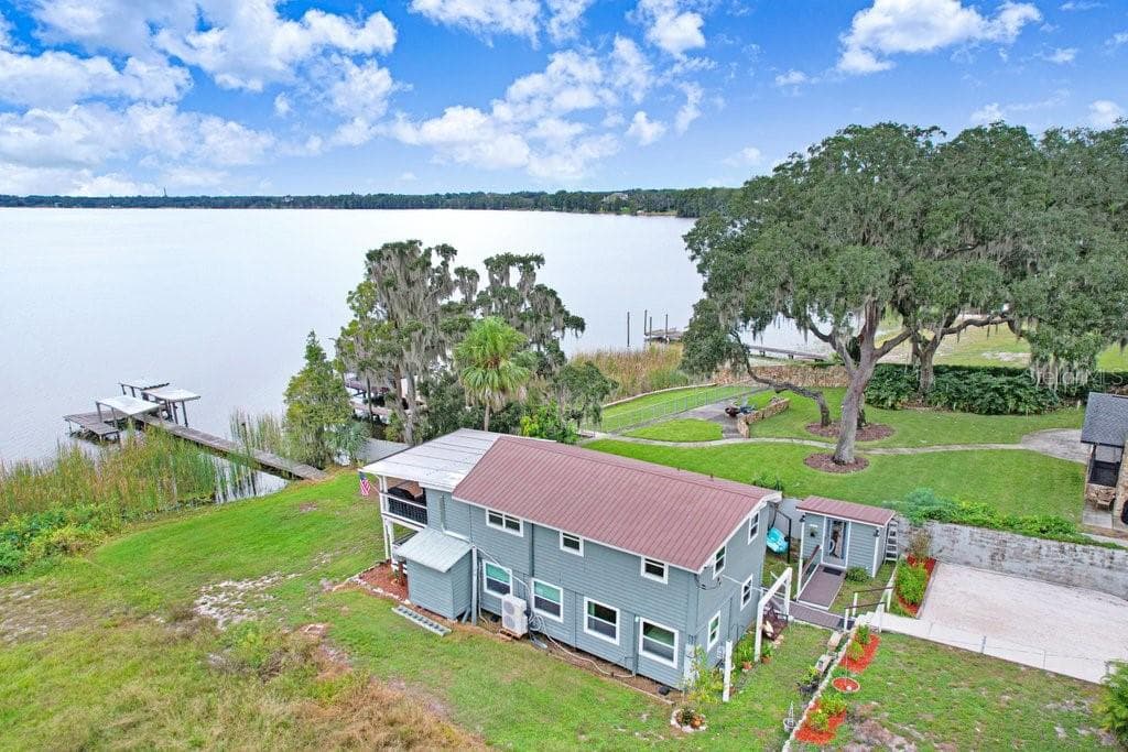 11337 KNIGHTS GRIFFIN RD