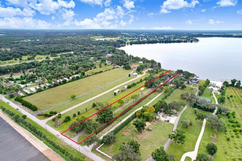 1.67 acres - 11337 KNIGHTS GRIFFIN RD, THONOTOSASSA