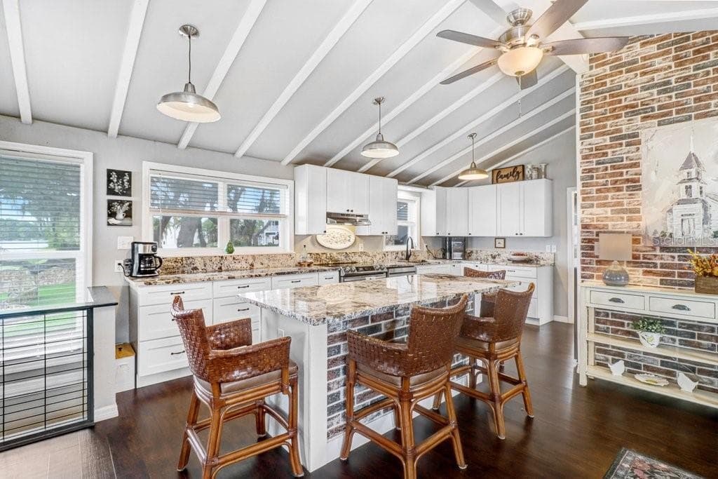 Single Family Residence at 11337 KNIGHTS GRIFFIN RD, THONOTOSASSA, photo 31 of 91