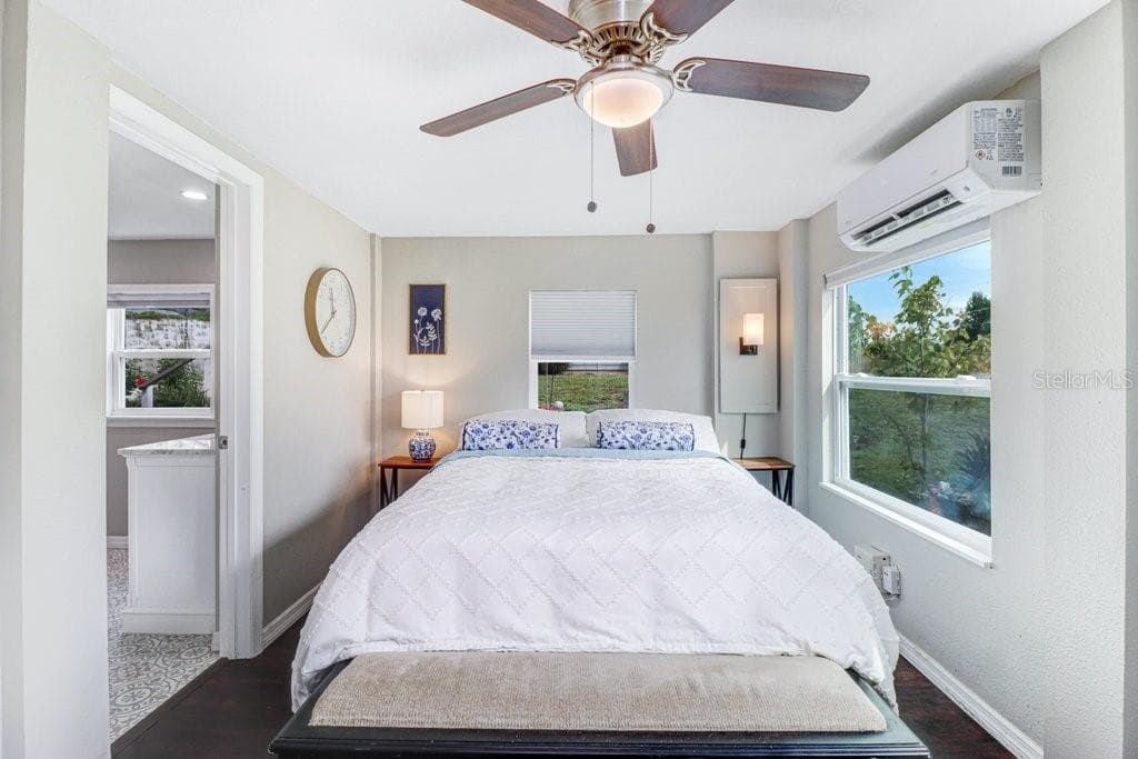 Primary Bedroom on First Floor - 11337 KNIGHTS GRIFFIN RD, THONOTOSASSA