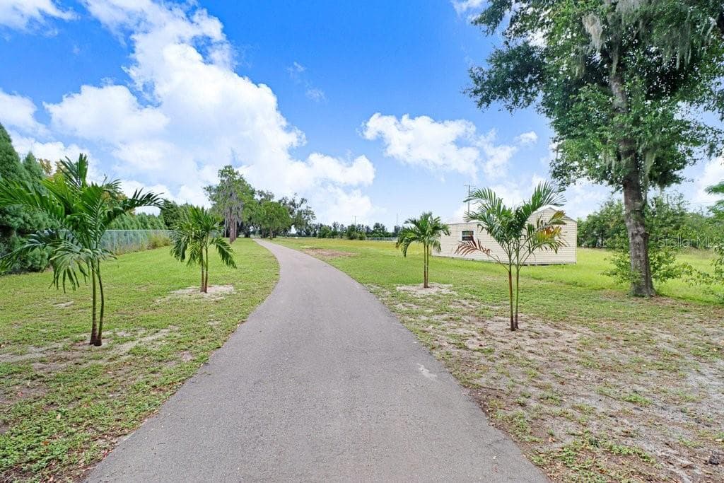 Single Family Residence at 11337 KNIGHTS GRIFFIN RD, THONOTOSASSA, photo 55 of 91