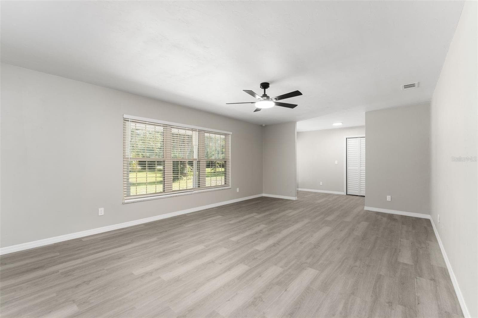 Single Family Residence at 7920 NE HIGHWAY 41, WILLISTON, photo 7 of 41