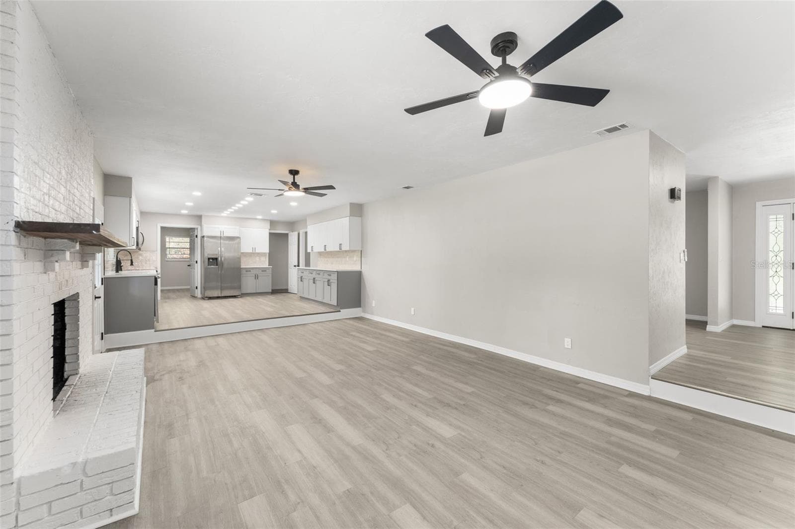 Single Family Residence at 7920 NE HIGHWAY 41, WILLISTON, photo 13 of 41