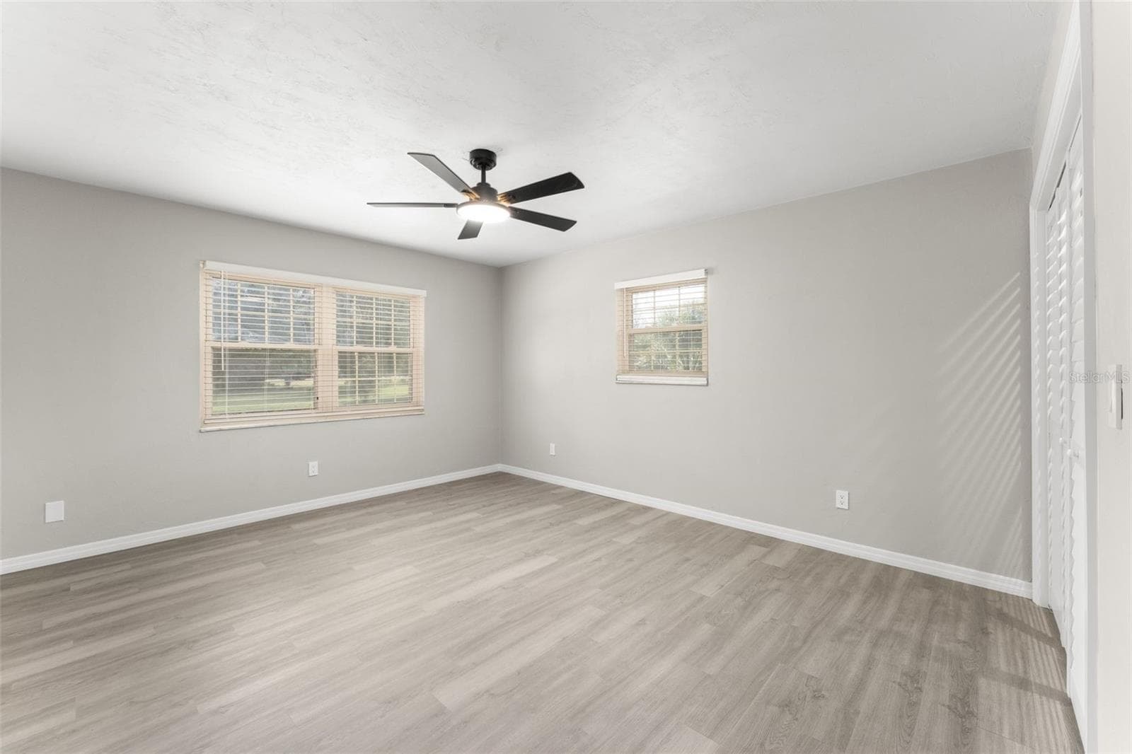 Single Family Residence at 7920 NE HIGHWAY 41, WILLISTON, photo 16 of 41