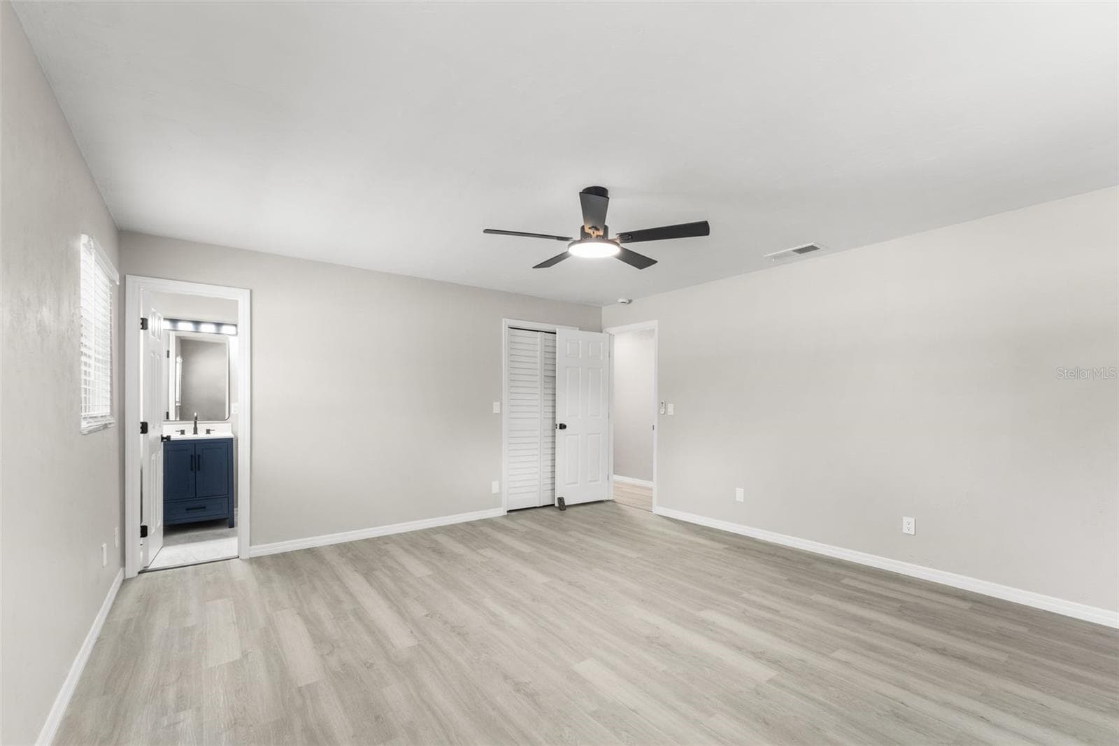 Single Family Residence at 7920 NE HIGHWAY 41, WILLISTON, photo 22 of 41