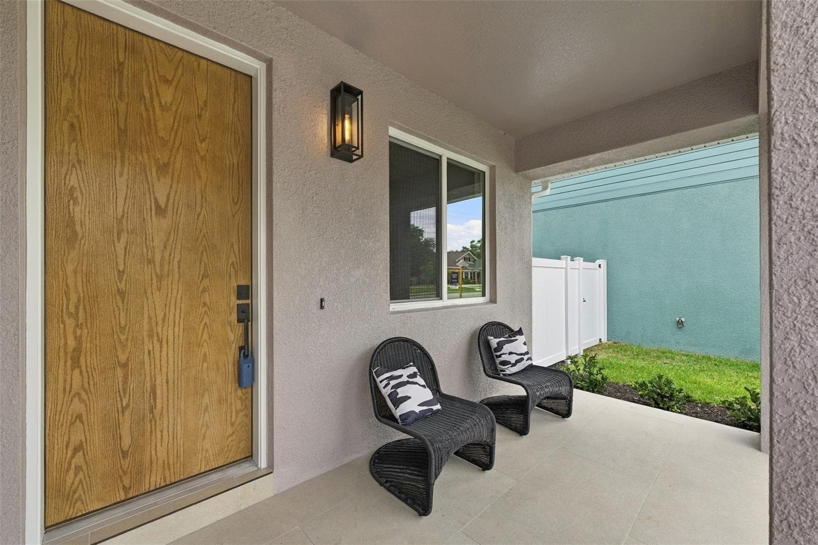 Single Family Residence at 3205 W WYOMING AVE, TAMPA, photo 3 of 64