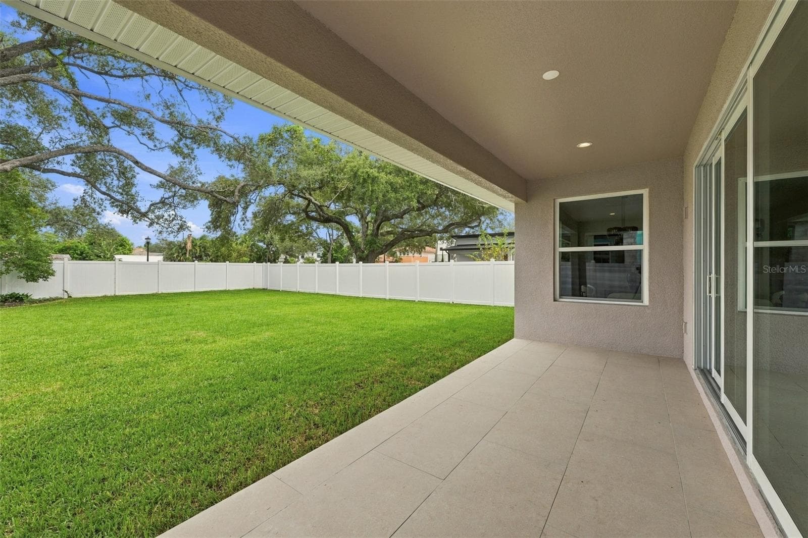 Single Family Residence at 3205 W WYOMING AVE, TAMPA, photo 57 of 64