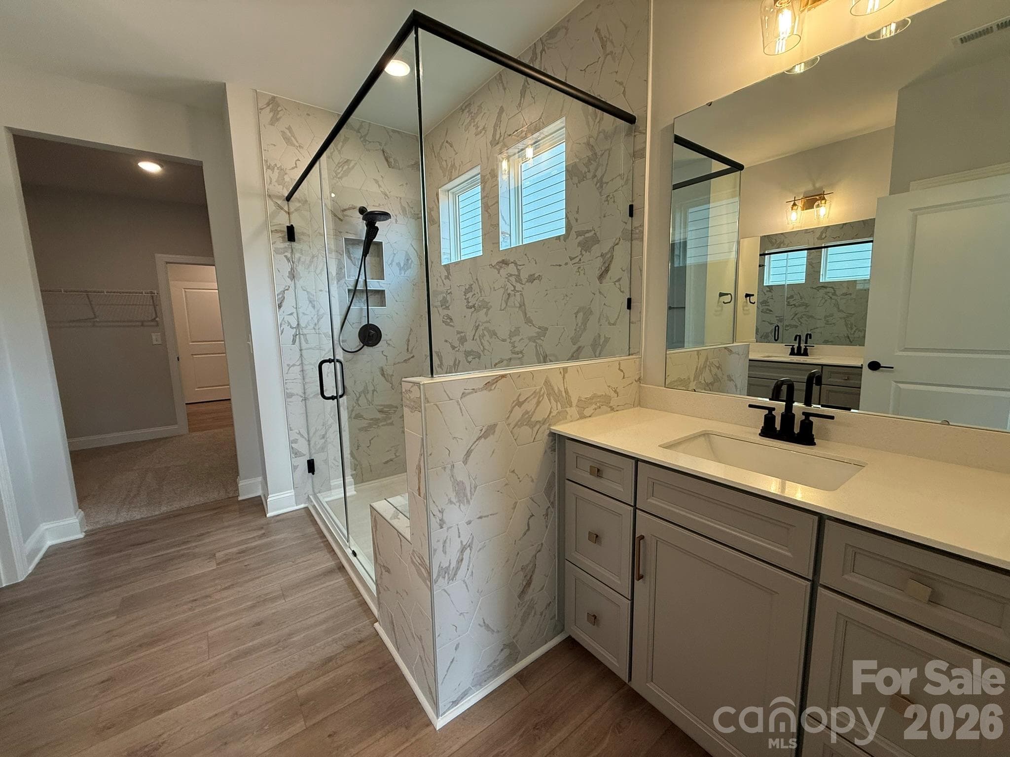 Primary Bathroom - Stanley
