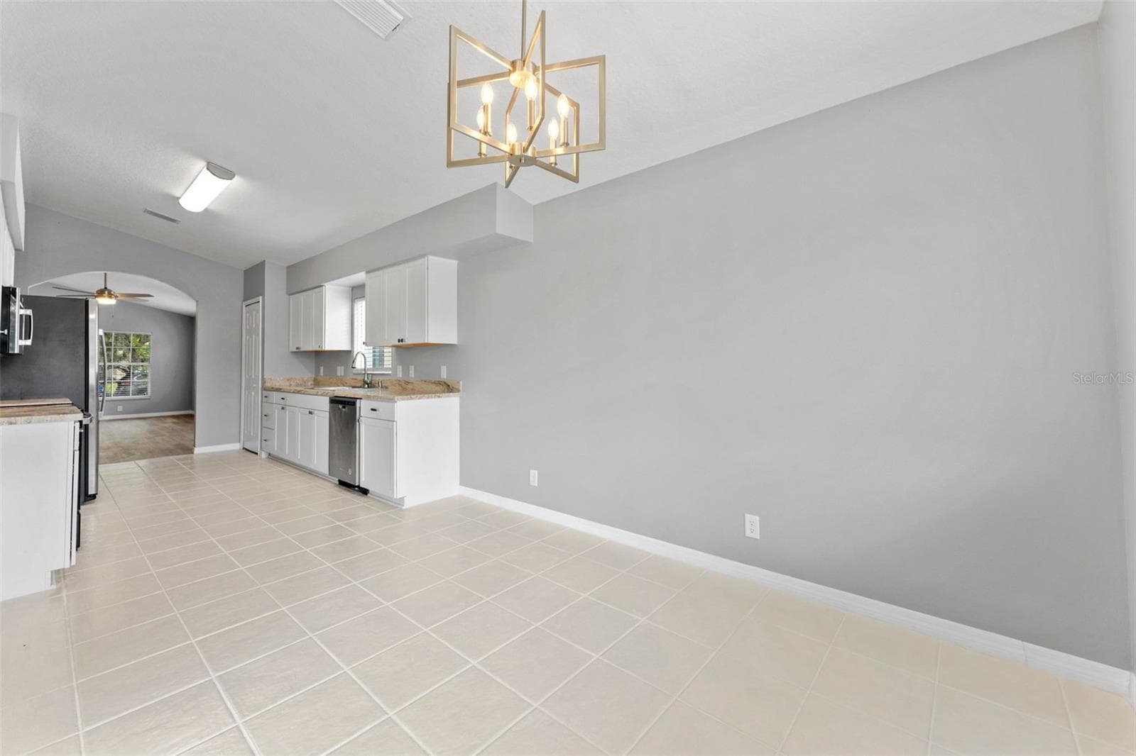 Single Family Residence at 19009 FISHERMANS BEND DR, LUTZ, photo 23 of 56