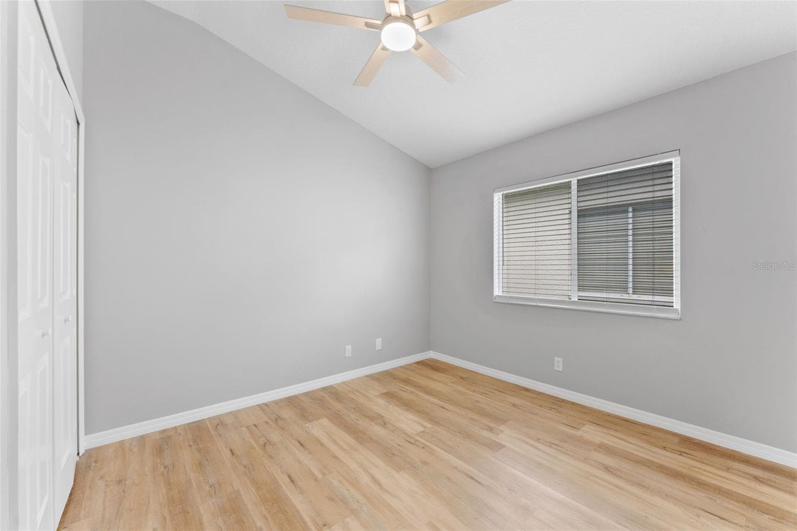 Single Family Residence at 19009 FISHERMANS BEND DR, LUTZ, photo 36 of 56