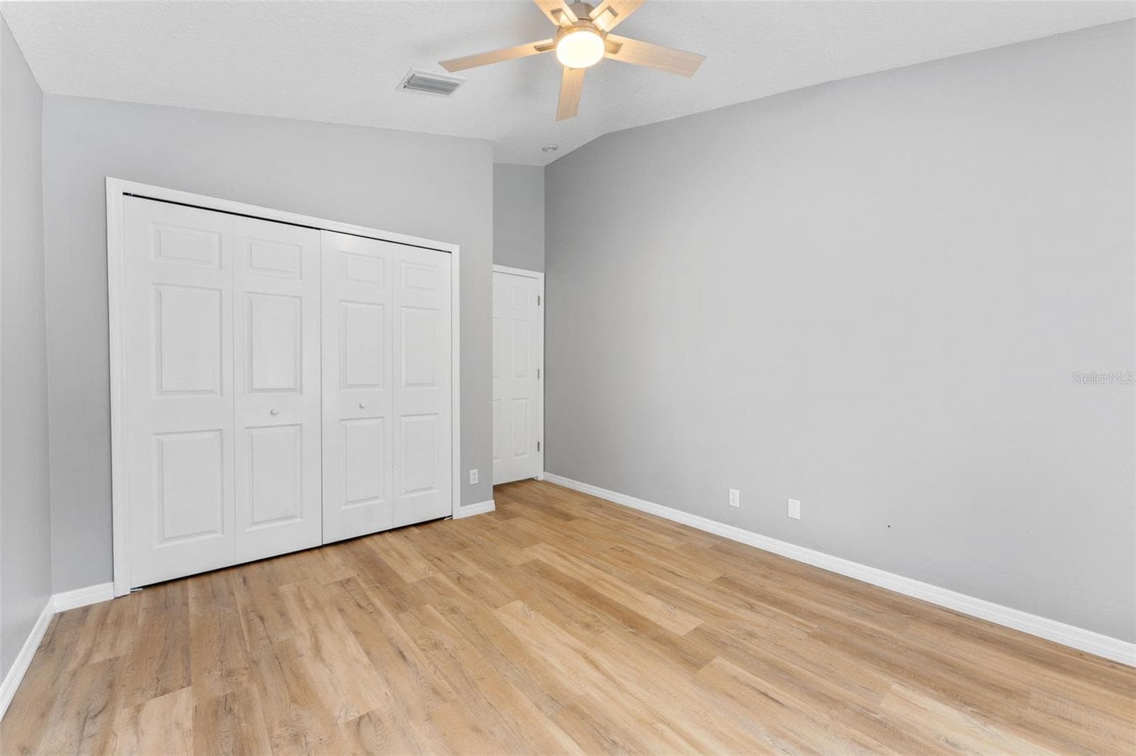 Single Family Residence at 19009 FISHERMANS BEND DR, LUTZ, photo 41 of 56