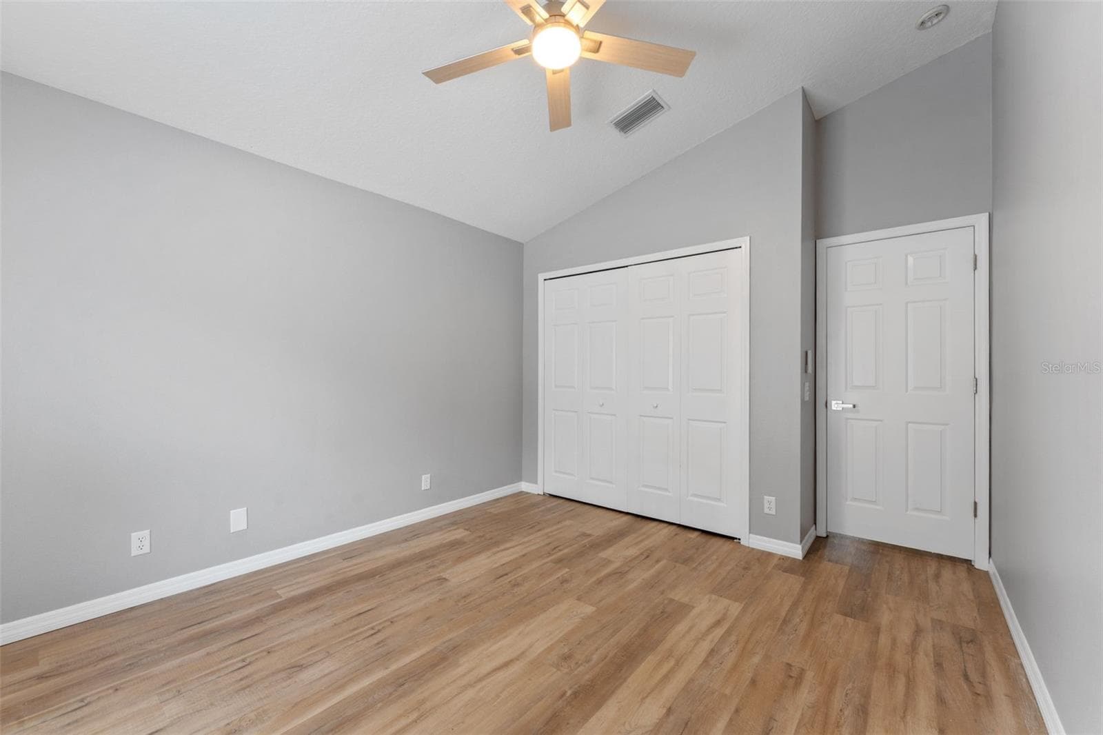 Single Family Residence at 19009 FISHERMANS BEND DR, LUTZ, photo 42 of 56