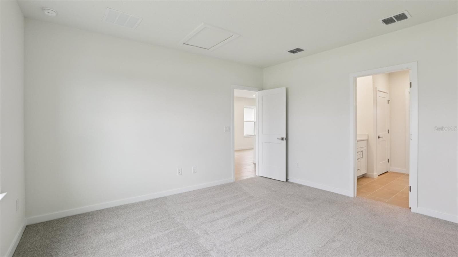 Single Family Residence at 3286 CUP DR, LAKELAND, photo 3 of 26