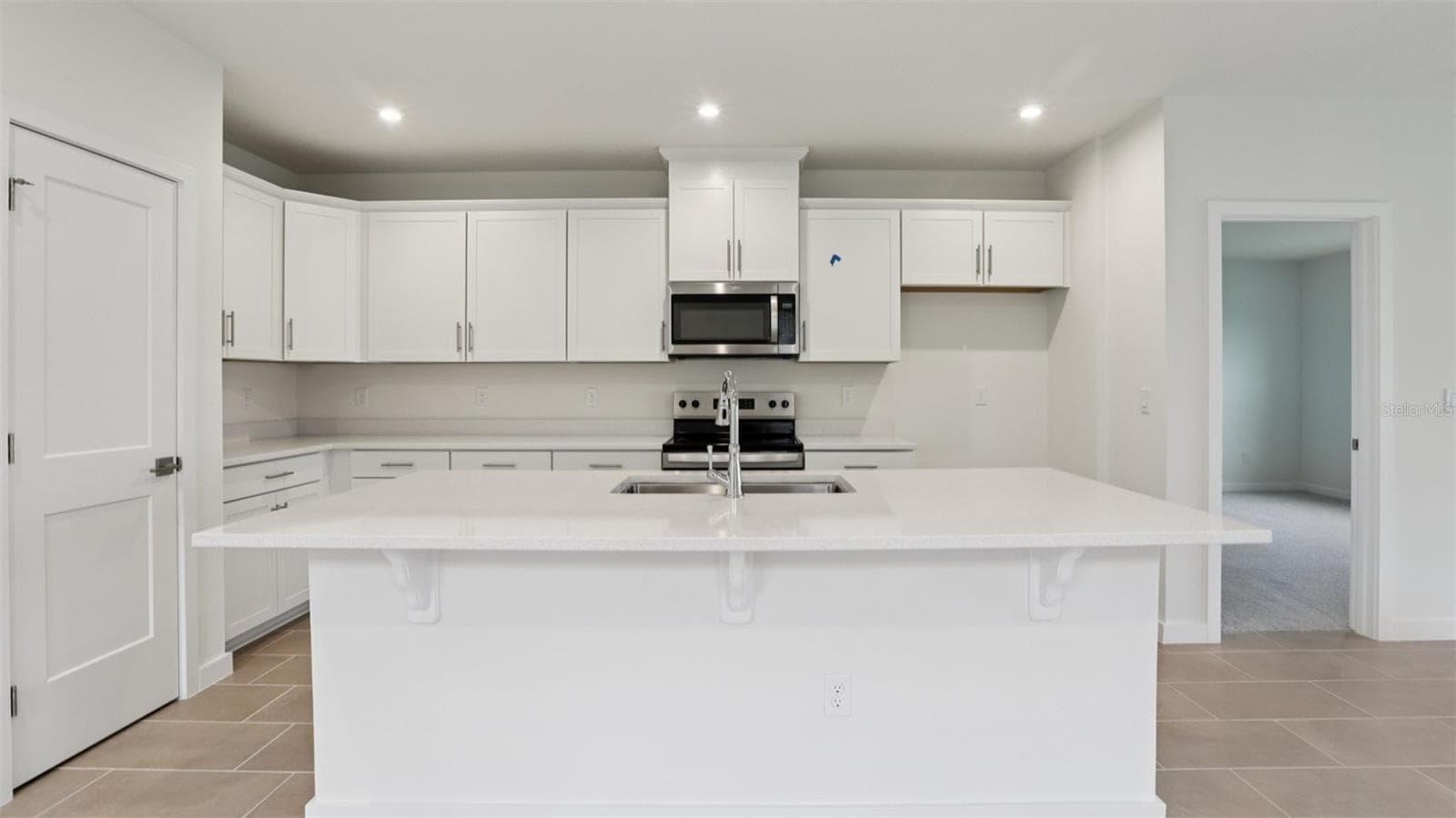 Single Family Residence at 3286 CUP DR, LAKELAND, photo 10 of 26