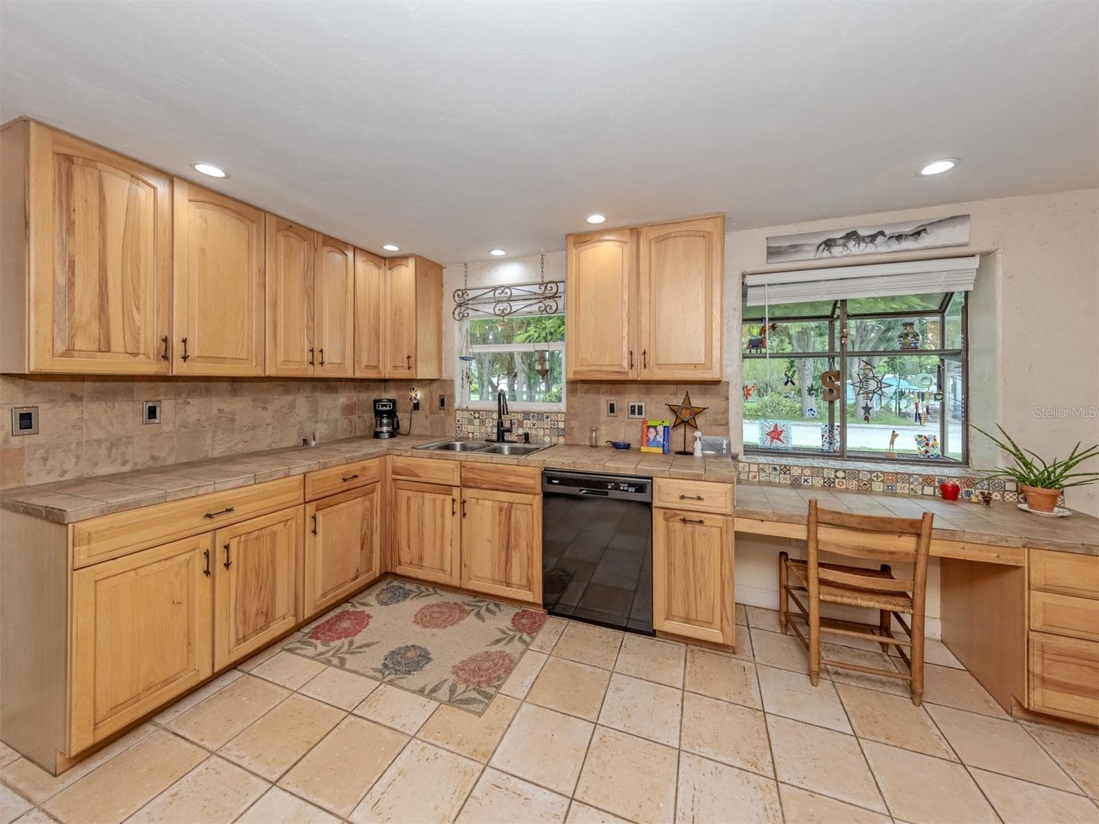 Single Family Residence at 990 FLORENCE ST, NOKOMIS, photo 4 of 54