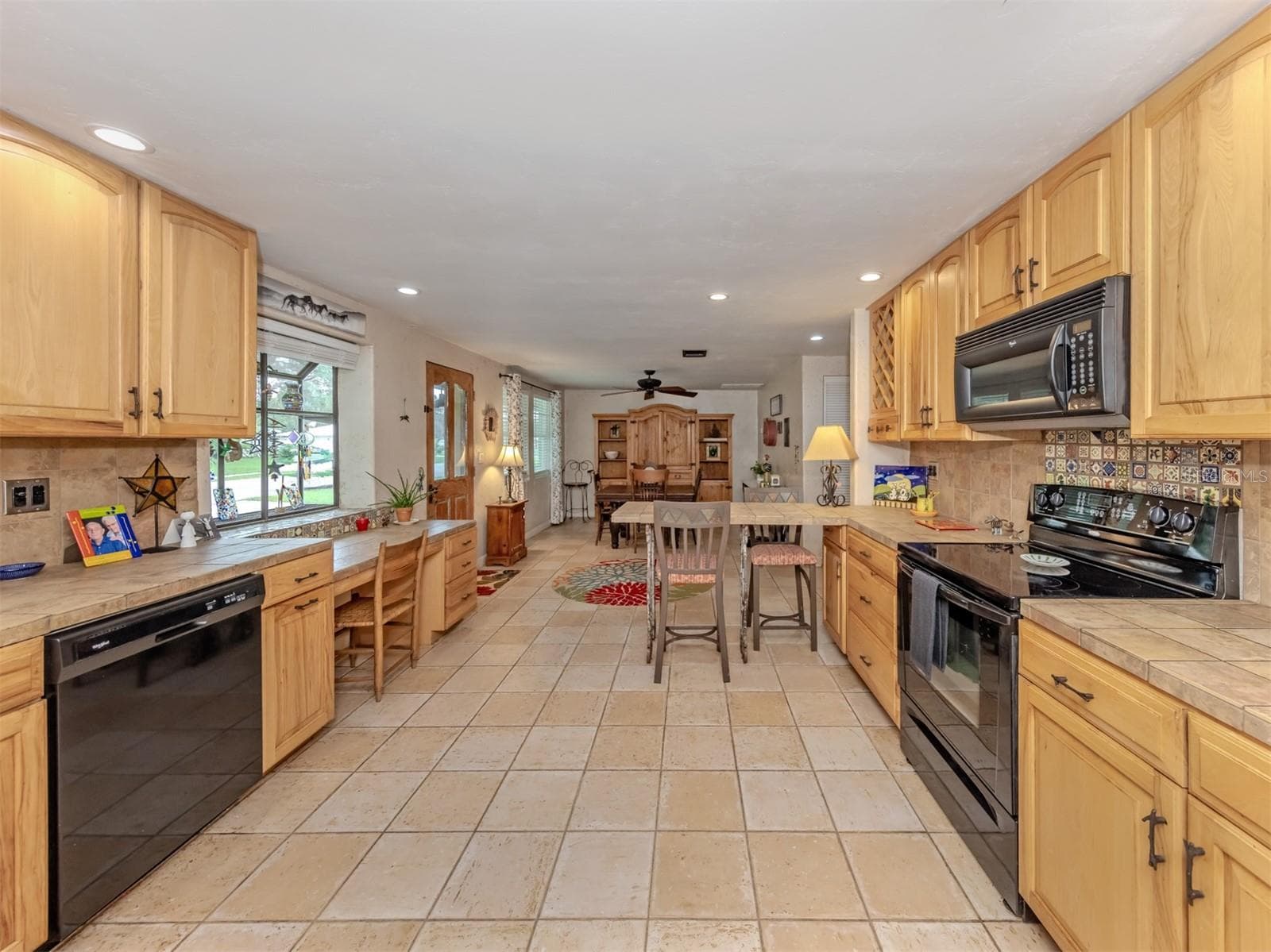 Single Family Residence at 990 FLORENCE ST, NOKOMIS, photo 10 of 54