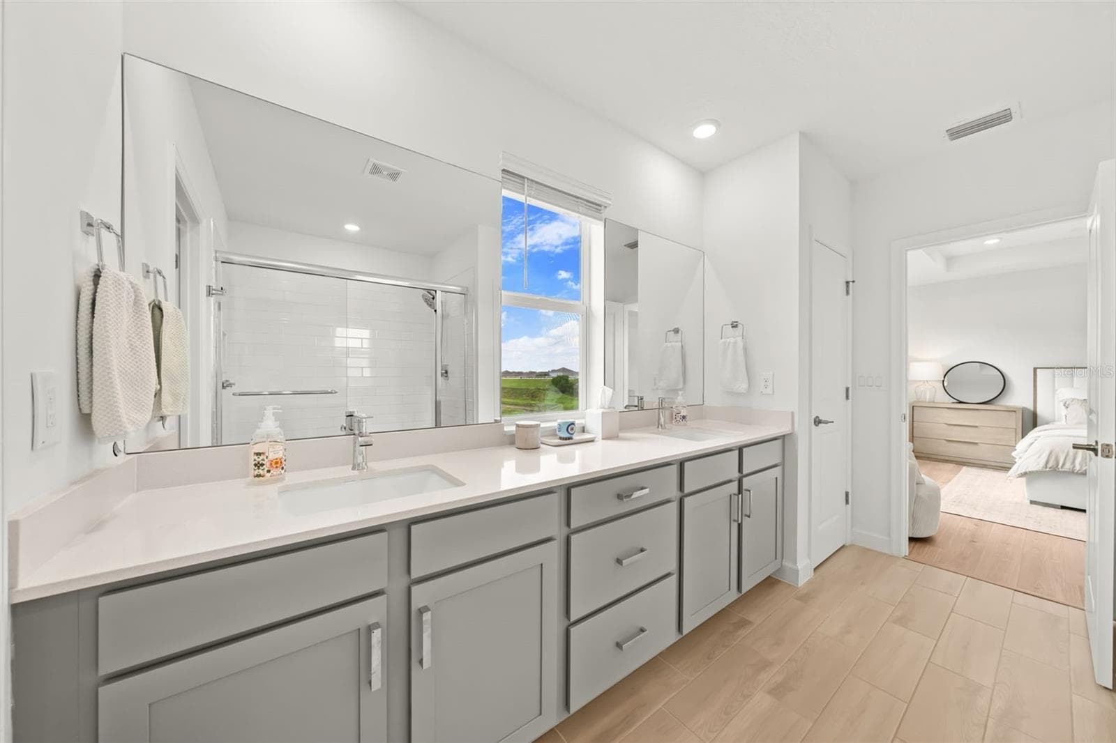 Single Family Residence at 660 VERIDIAN CIR NW, PALM BAY, photo 31 of 56