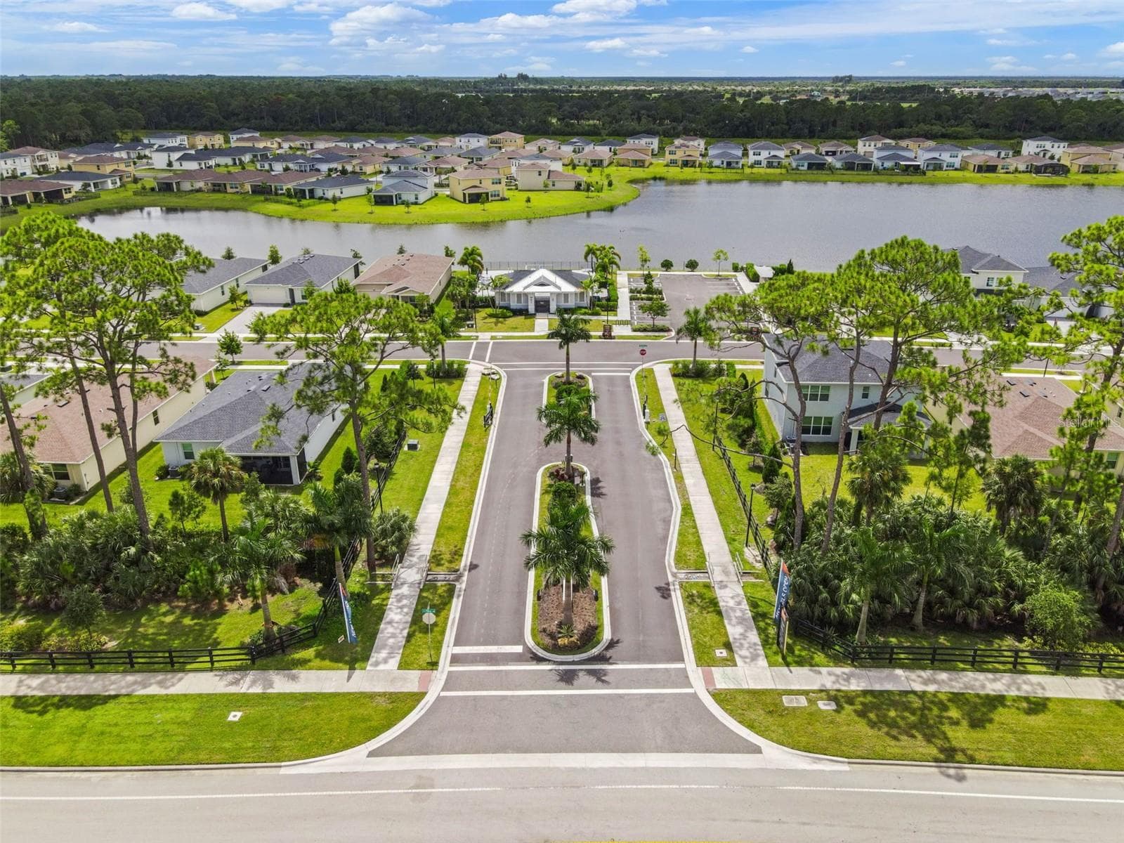 Single Family Residence at 660 VERIDIAN CIR NW, PALM BAY, photo 54 of 56