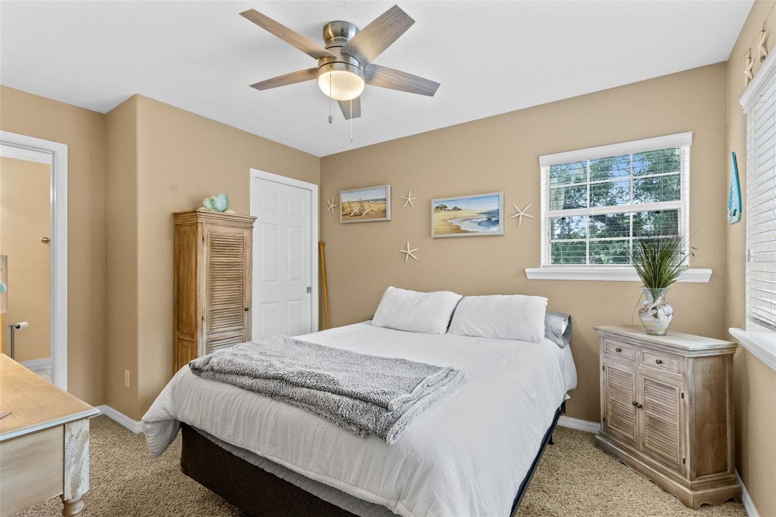 Upstairs Bedroom - 1206 LAKESHORE DR, MOUNT DORA