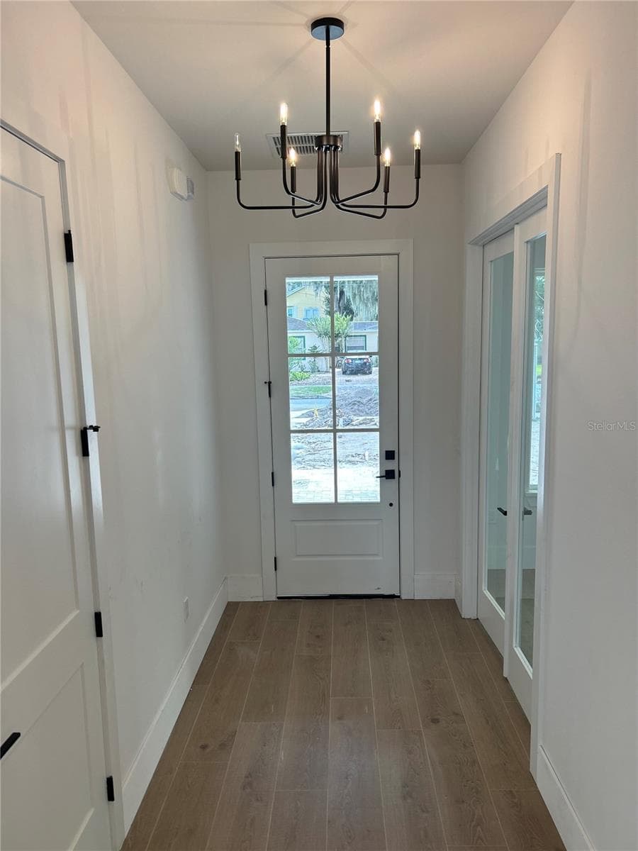 Single Family Residence at 1830 LAKE SUE DR, ORLANDO, photo 6 of 26