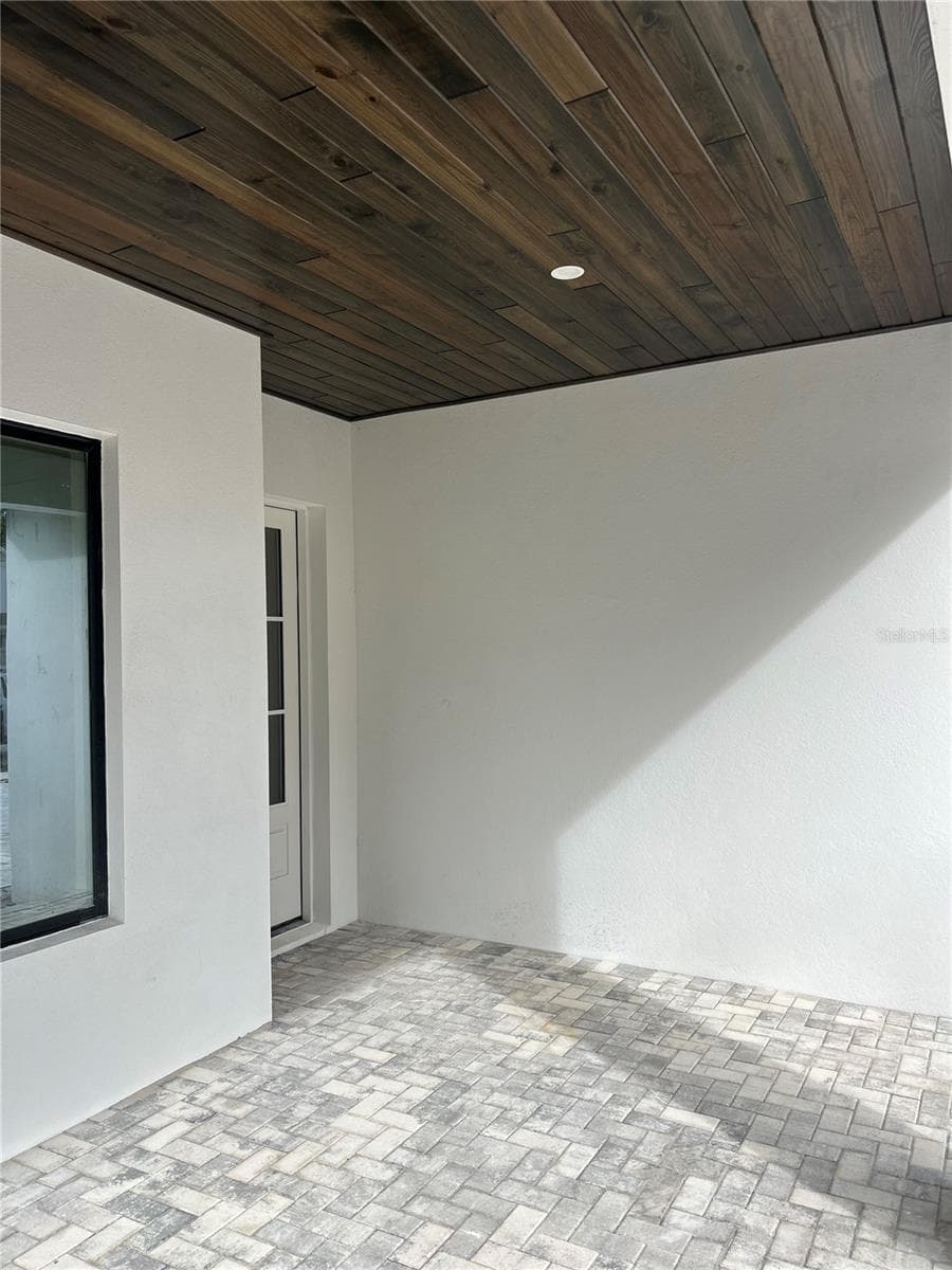 Single Family Residence at 1830 LAKE SUE DR, ORLANDO, photo 24 of 26