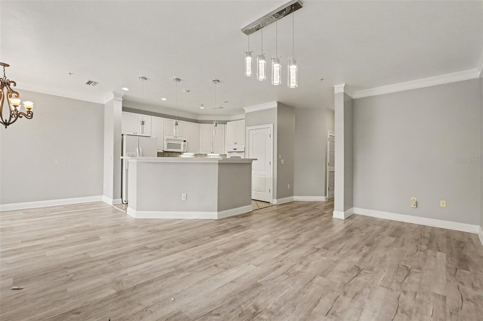 Townhouse at 6301 SUNSET BAY CIR, APOLLO BEACH, photo 8 of 18