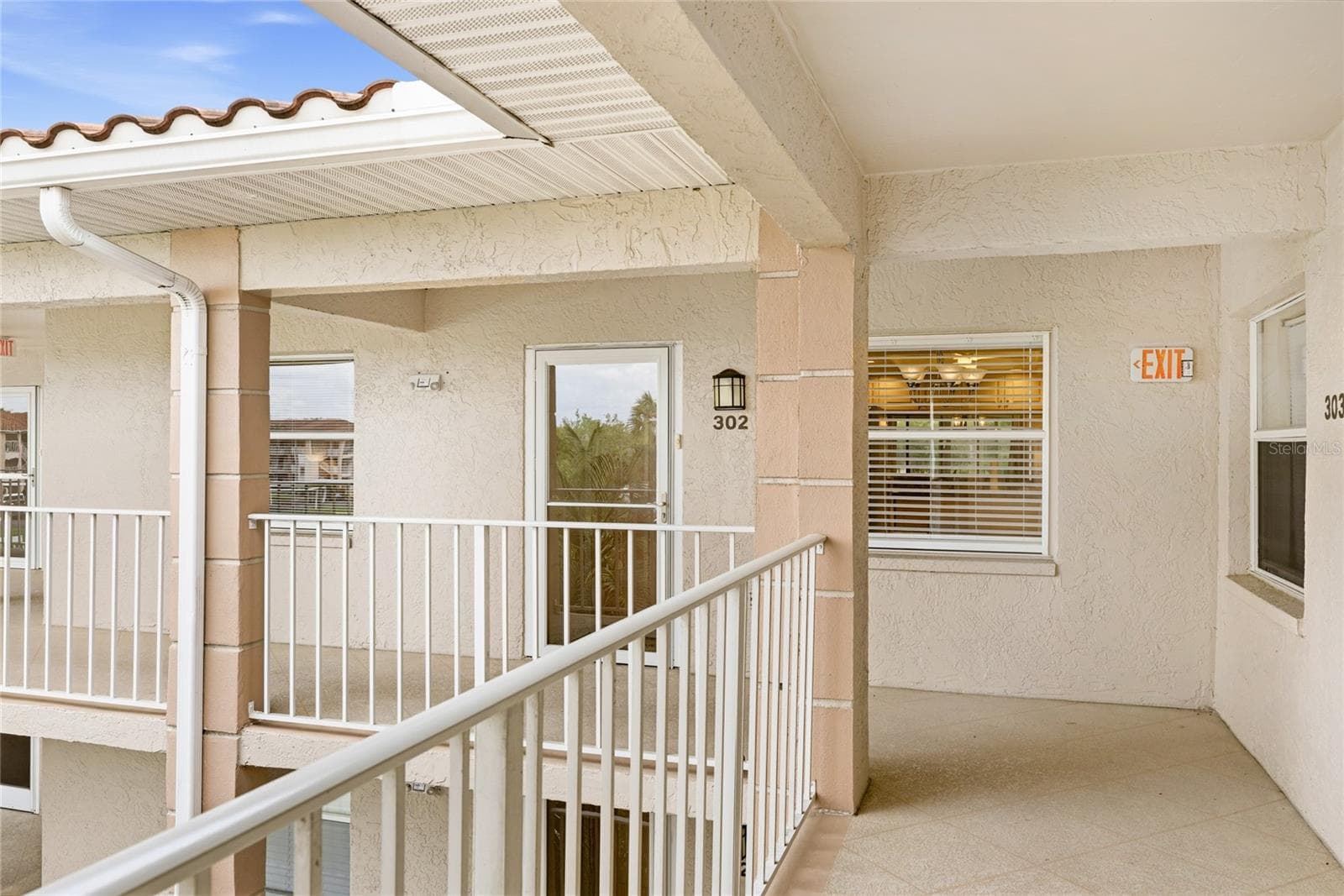 Condominium at 6501 STONE RIVER RD #302, BRADENTON, photo 6 of 41